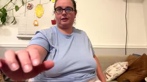 LauLauMa online show from 31, 12, 2024