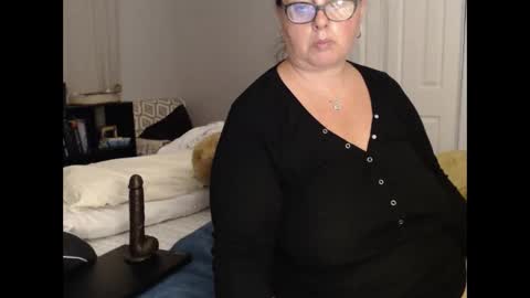 LauLauMa online show from 15, 9, 2025