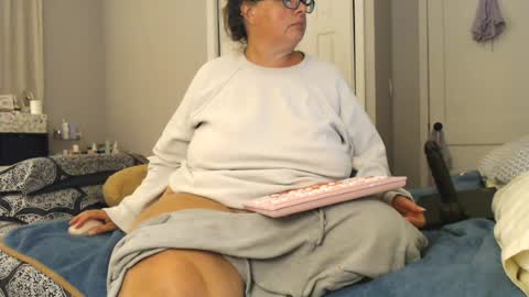 Snapshot of laulauma chatting on 17, 7, 2026 LauLauMa online show from 17, 7, 2026