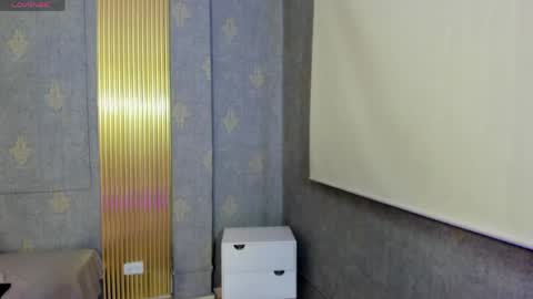 laulin_tay online show from 11, 4, 2026