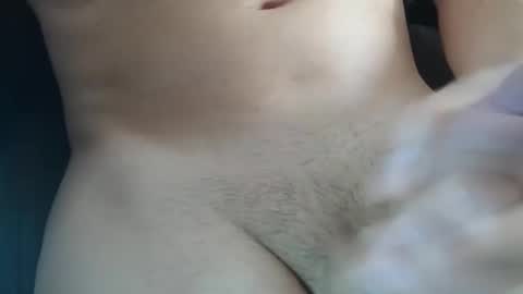Snapshot of launeeee1 chatting on 6, 1, 2025 launeeee1 online show from 6, 1, 2025