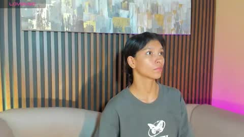 Laura online show from 22, 10, 2025