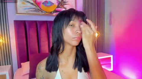 Laura online show from 14, 11, 2025