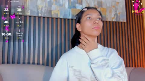 Laura online show from 15, 11, 2025