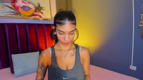 Laura online show from 9, 4, 2026