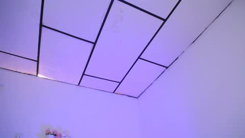 LAURA online show from 16, 1, 2025