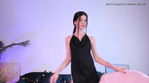 Laura online show from 10, 2, 2025