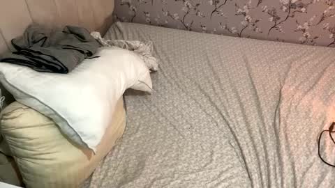 laura online show from 28, 2, 2025