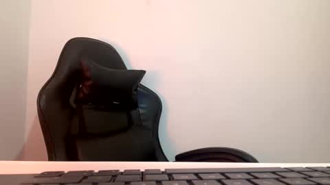 laura online show from 9, 9, 2025