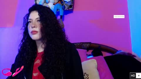 Snapshot of laura_fountain_ chatting on 16, 10, 2025 weedcam Curly Laura OF online show from 16, 10, 2025