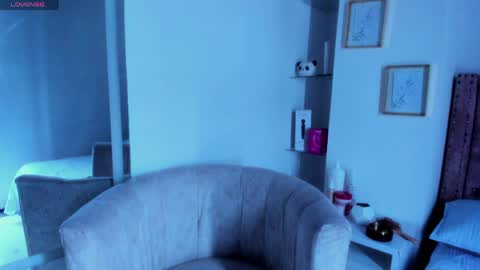 Snapshot of laura_hotties chatting on 8, 5, 2026 laura hotties online show from 8, 5, 2026