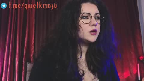 Snapshot of laura_karamazov chatting on 2, 12, 2024 Miss Laura online show from 2, 12, 2024