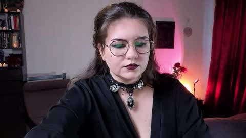 Snapshot of laura_karamazov chatting on 7, 10, 2025 Miss Laura online show from 7, 10, 2025