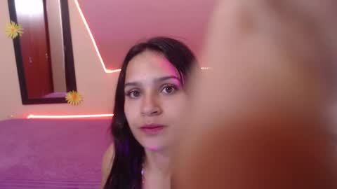 Laura Pink    online show from 1, 12, 2024