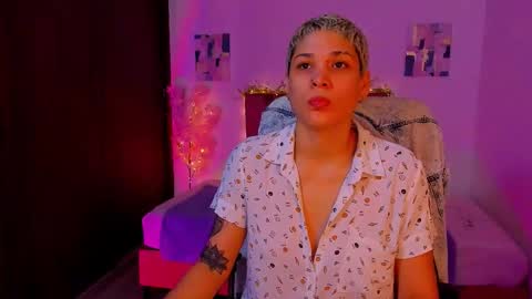 Laura Rose online show from 13, 10, 2025