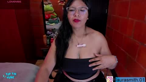 Laura  independent model Next show Monday 2th December online show from 27, 6, 2026