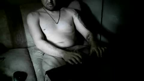 lauradecuada2 online show from 6, 4, 2026