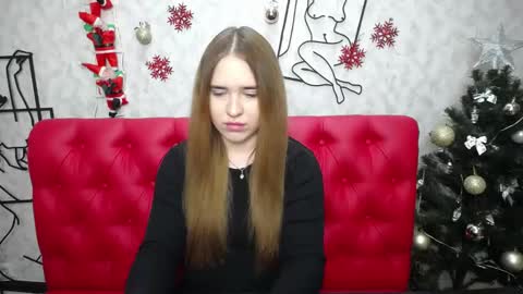 LauraHlot online show from 11, 1, 2025