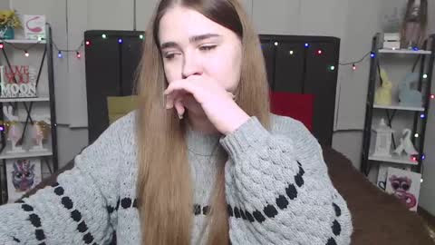 LauraHlot online show from 18, 1, 2025