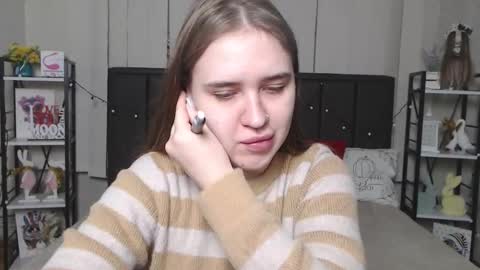 LauraHlot online show from 16, 11, 2025