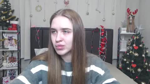 LauraHlot online show from 23, 12, 2025