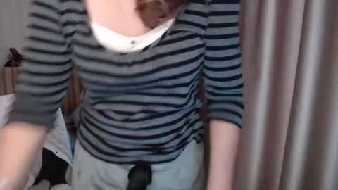 Lauraoven1 online show from 25, 11, 2025