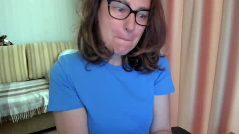 Snapshot of lauraoven1 chatting on 20, 5, 2026 Lauraoven1 online show from 20, 5, 2026