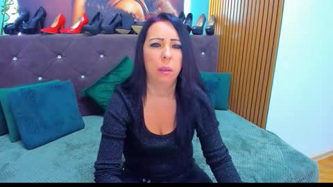 Laura online show from 3, 11, 2025