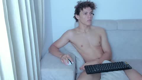 Laureent online show from 7, 2, 2025