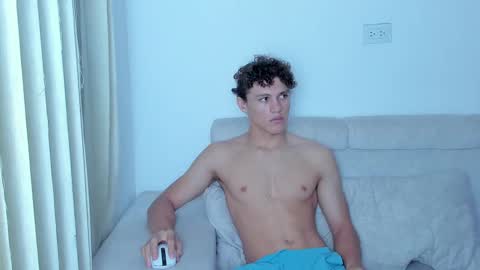 Laureent online show from 10, 2, 2025