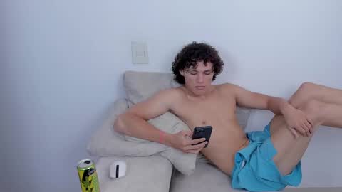 Laureent online show from 11, 3, 2025