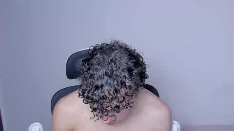 Laureent online show from 19, 11, 2025