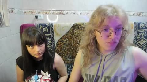 Snapshot of laureles6667 chatting on 19, 7, 2026 Laures666 online show from 19, 7, 2026