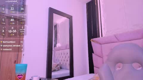 Snapshot of laurem_paulette chatting on 17, 9, 2025 Laurem online show from 17, 9, 2025