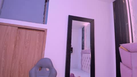 Snapshot of laurem_paulette chatting on 13, 10, 2025 Laurem online show from 13, 10, 2025