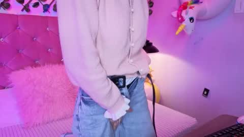 Lauren evans9 online show from 14, 3, 2026