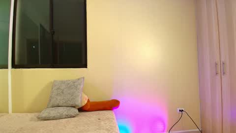    1      online show from 8, 12, 2024