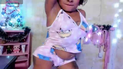 Snapshot of lauren_hills7069 chatting on 23, 12, 2024 Lauren online show from 23, 12, 2024