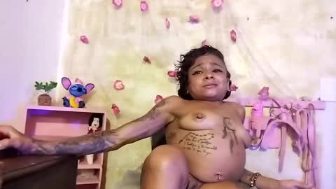 Snapshot of lauren_hills7069 chatting on 14, 1, 2025 Lauren online show from 14, 1, 2025