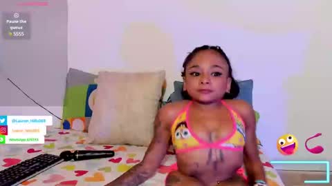 Snapshot of lauren_hills7069 chatting on 23, 2, 2025 Lauren online show from 23, 2, 2025