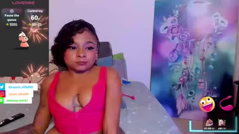 Snapshot of lauren_hills7069 chatting on 2, 3, 2025 Lauren online show from 2, 3, 2025