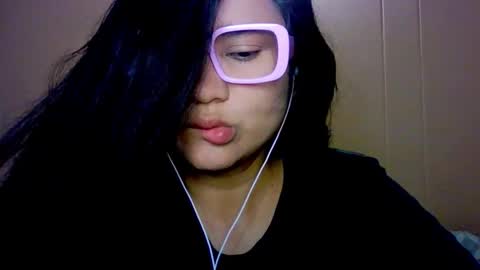 onlyfan laureng7 - 7 laureng2 online show from 18, 12, 2025