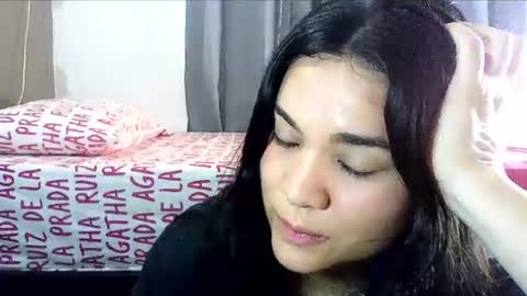 Snapshot of laurengirls1 chatting on 10, 6, 2026 onlyfan laureng7 - 7 laureng2 online show from 10, 6, 2026