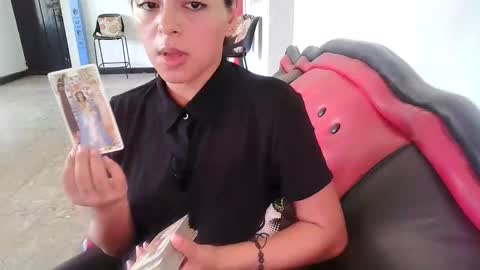 laurenhot94 online show from 4, 11, 2025