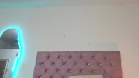 laurenlaine online show from 22, 2, 2026