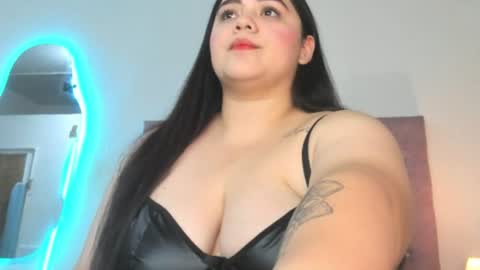 Snapshot of laurenlaine99 chatting on 2, 7, 2026 laurenlaine online show from 2, 7, 2026