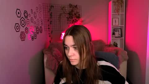 Laure online show from 1, 2, 2026