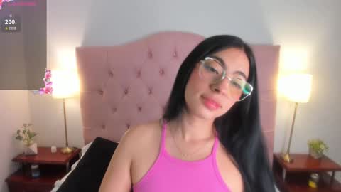 laurenn_smitth online show from 10, 3, 2025