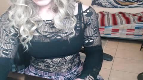 Lauren online show from 9, 2, 2025