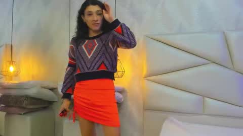 Laurent online show from 5, 12, 2025